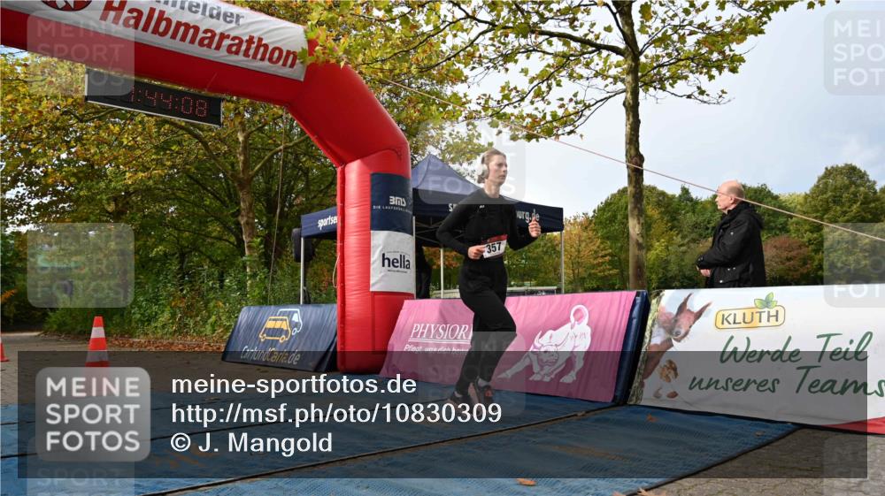 11.10.2026 - Bramfelder Halbmarathon 2026 J. Mangold http://msf.ph/oto/10830309 11.10.2026 11:14:06 Laufen 357 meine-sportfotos.de