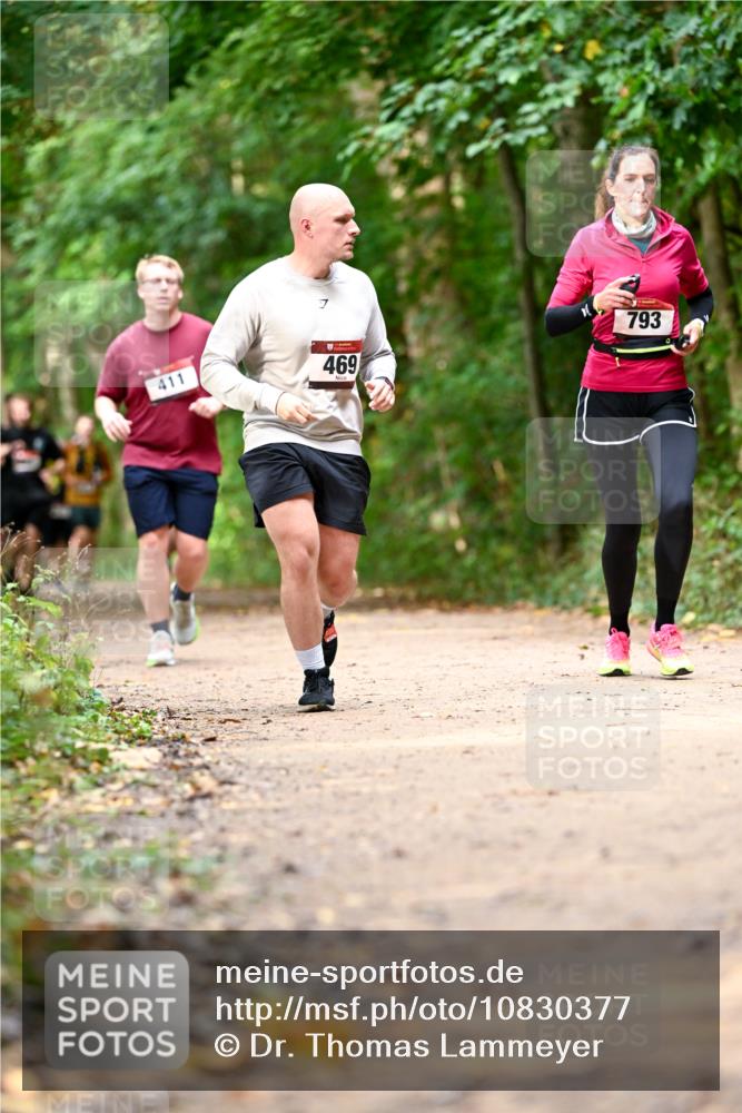 11.10.2026 - Bramfelder Halbmarathon 2026 Dr. Thomas Lammeyer http://msf.ph/oto/10830377 11.10.2026 11:13:17 Laufen 411, 469, 793 meine-sportfotos.de