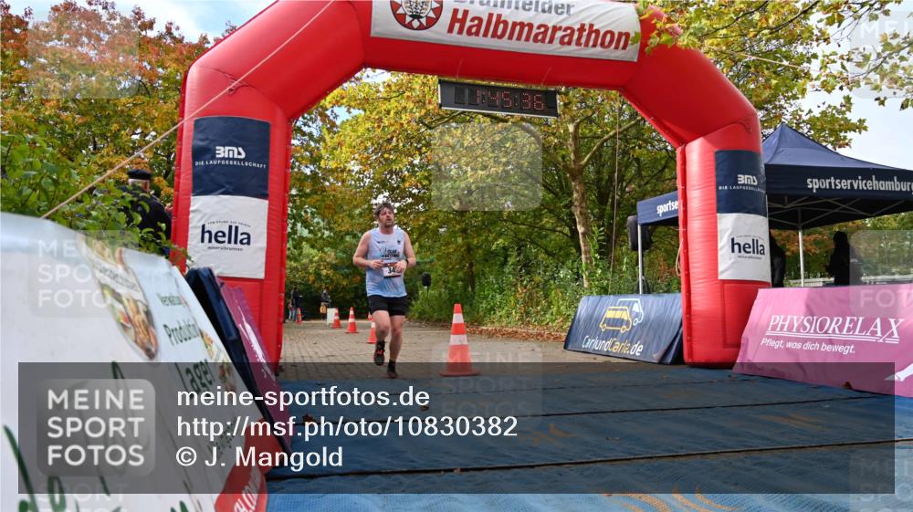 11.10.2026 - Bramfelder Halbmarathon 2026 J. Mangold http://msf.ph/oto/10830382 11.10.2026 11:15:35 Laufen 345 meine-sportfotos.de