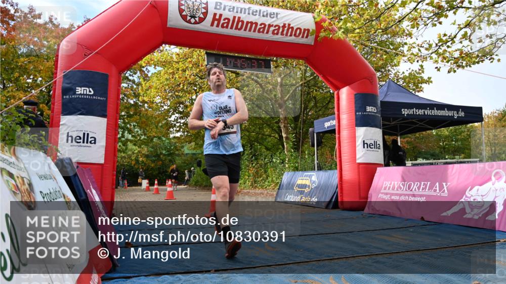 11.10.2026 - Bramfelder Halbmarathon 2026 J. Mangold http://msf.ph/oto/10830391 11.10.2026 11:15:36 Laufen 345 meine-sportfotos.de