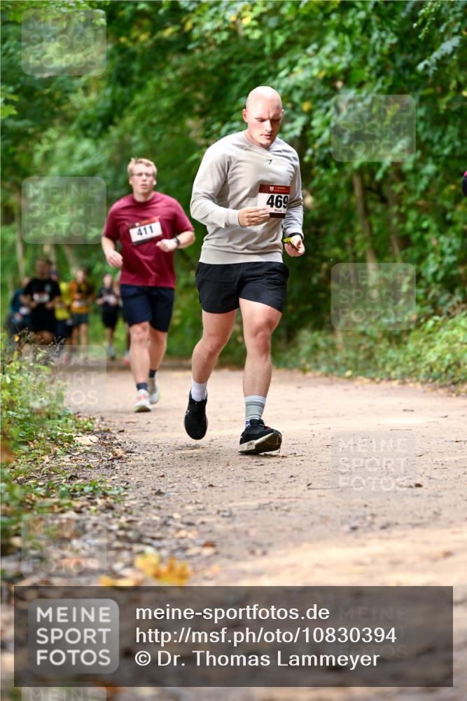 11.10.2026 - Bramfelder Halbmarathon 2026 Dr. Thomas Lammeyer http://msf.ph/oto/10830394 11.10.2026 11:13:19 Laufen 469, 411 meine-sportfotos.de