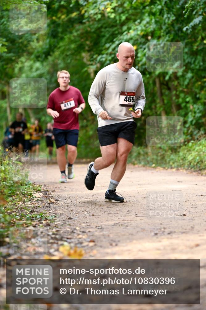 11.10.2026 - Bramfelder Halbmarathon 2026 Dr. Thomas Lammeyer http://msf.ph/oto/10830396 11.10.2026 11:13:19 Laufen 411, 469 meine-sportfotos.de