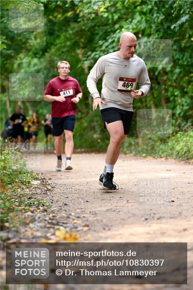 11.10.2026 - Bramfelder Halbmarathon 2026 Dr. Thomas Lammeyer http://msf.ph/oto/10830397 11.10.2026 11:13:19 Laufen 411, 469 meine-sportfotos.de