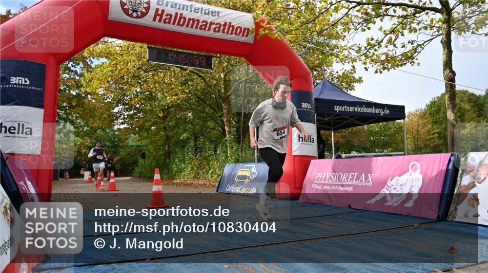 11.10.2026 - Bramfelder Halbmarathon 2026 J. Mangold http://msf.ph/oto/10830404 11.10.2026 11:15:57 Laufen 454, 654 meine-sportfotos.de