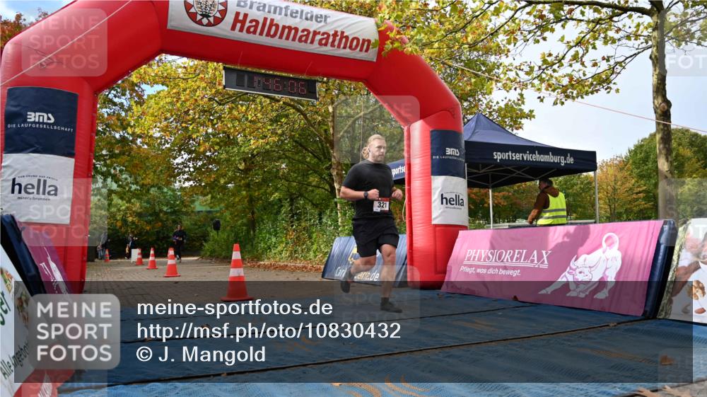 11.10.2026 - Bramfelder Halbmarathon 2026 J. Mangold http://msf.ph/oto/10830432 11.10.2026 11:16:05 Laufen 321, 725 meine-sportfotos.de