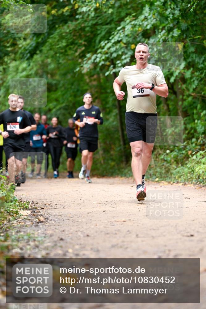 11.10.2026 - Bramfelder Halbmarathon 2026 Dr. Thomas Lammeyer http://msf.ph/oto/10830452 11.10.2026 11:13:26 Laufen 626, 36 meine-sportfotos.de