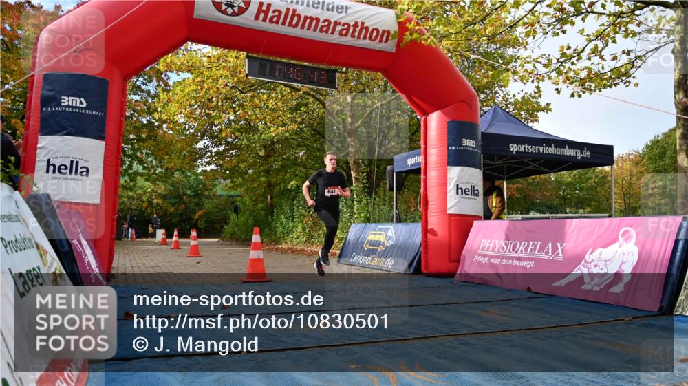 11.10.2026 - Bramfelder Halbmarathon 2026 J. Mangold http://msf.ph/oto/10830501 11.10.2026 11:16:42 Laufen 641 meine-sportfotos.de
