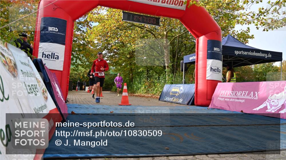 11.10.2026 - Bramfelder Halbmarathon 2026 J. Mangold http://msf.ph/oto/10830509 11.10.2026 11:16:59 Laufen 171, 460, 530 meine-sportfotos.de