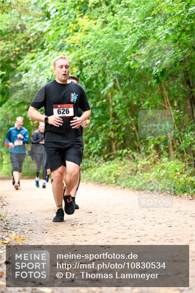 11.10.2026 - Bramfelder Halbmarathon 2026 Dr. Thomas Lammeyer http://msf.ph/oto/10830534 11.10.2026 11:13:32 Laufen 626 meine-sportfotos.de