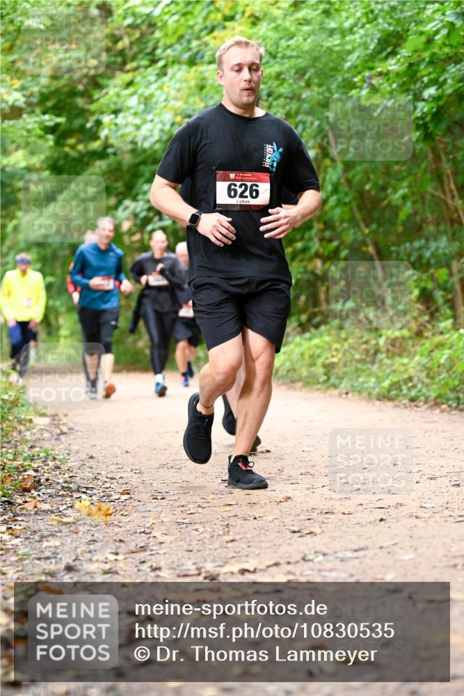 11.10.2026 - Bramfelder Halbmarathon 2026 Dr. Thomas Lammeyer http://msf.ph/oto/10830535 11.10.2026 11:13:32 Laufen 626 meine-sportfotos.de