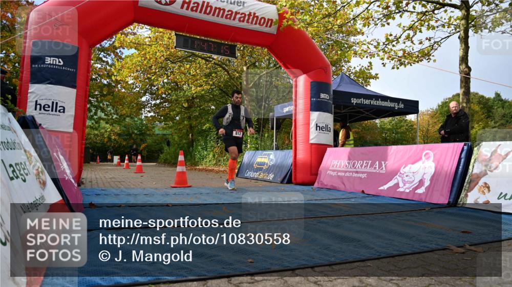 11.10.2026 - Bramfelder Halbmarathon 2026 J. Mangold http://msf.ph/oto/10830558 11.10.2026 11:17:13 Laufen 713, 812 meine-sportfotos.de