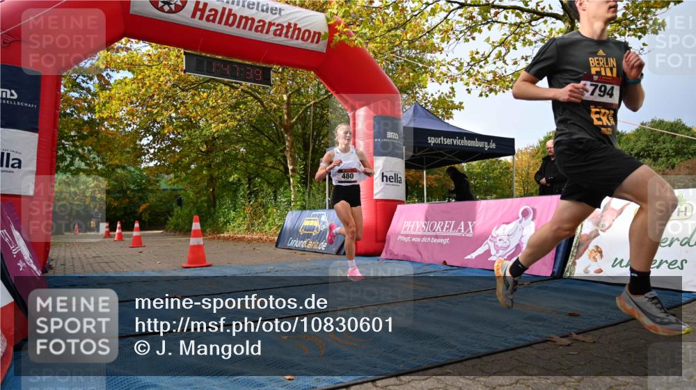 11.10.2026 - Bramfelder Halbmarathon 2026 J. Mangold http://msf.ph/oto/10830601 11.10.2026 11:17:38 Laufen 480, 794 meine-sportfotos.de