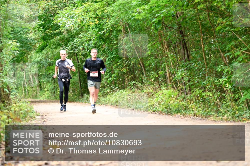 11.10.2026 - Bramfelder Halbmarathon 2026 Dr. Thomas Lammeyer http://msf.ph/oto/10830693 11.10.2026 11:14:09 Laufen 75 meine-sportfotos.de