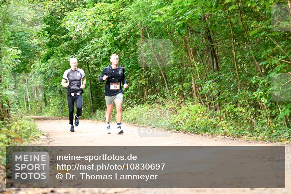 11.10.2026 - Bramfelder Halbmarathon 2026 Dr. Thomas Lammeyer http://msf.ph/oto/10830697 11.10.2026 11:14:09 Laufen 75 meine-sportfotos.de