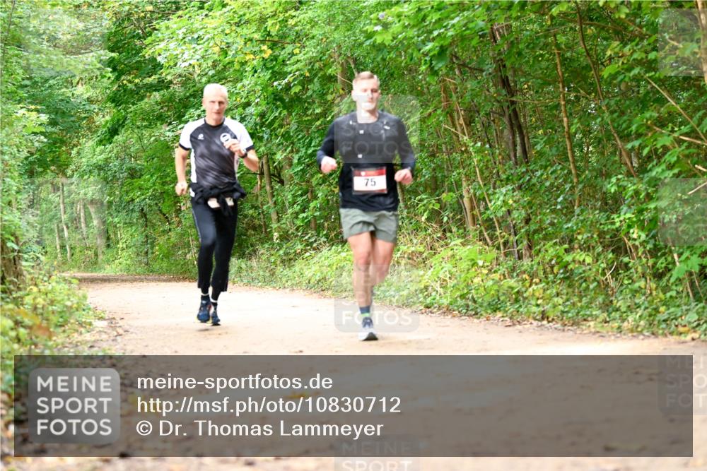 11.10.2026 - Bramfelder Halbmarathon 2026 Dr. Thomas Lammeyer http://msf.ph/oto/10830712 11.10.2026 11:14:10 Laufen 75 meine-sportfotos.de