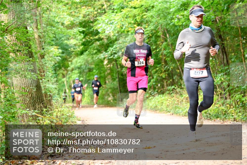 11.10.2026 - Bramfelder Halbmarathon 2026 Dr. Thomas Lammeyer http://msf.ph/oto/10830782 11.10.2026 11:14:30 Laufen 324, 407 meine-sportfotos.de