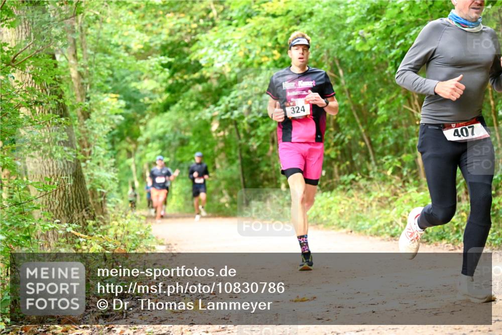 11.10.2026 - Bramfelder Halbmarathon 2026 Dr. Thomas Lammeyer http://msf.ph/oto/10830786 11.10.2026 11:14:30 Laufen 324, 407 meine-sportfotos.de