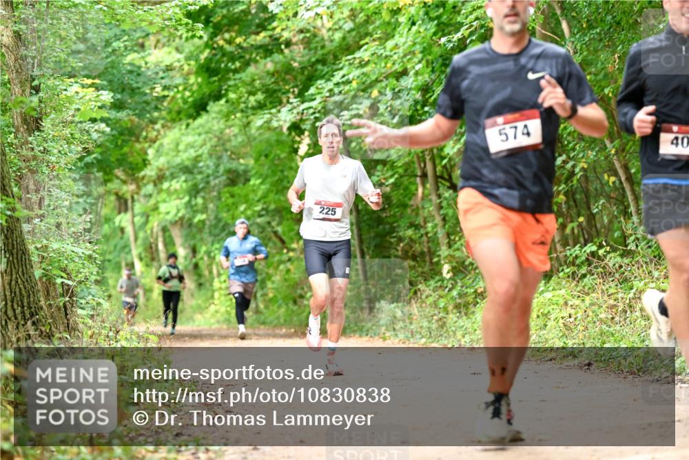 11.10.2026 - Bramfelder Halbmarathon 2026 Dr. Thomas Lammeyer http://msf.ph/oto/10830838 11.10.2026 11:14:35 Laufen 225, 574, 40 meine-sportfotos.de