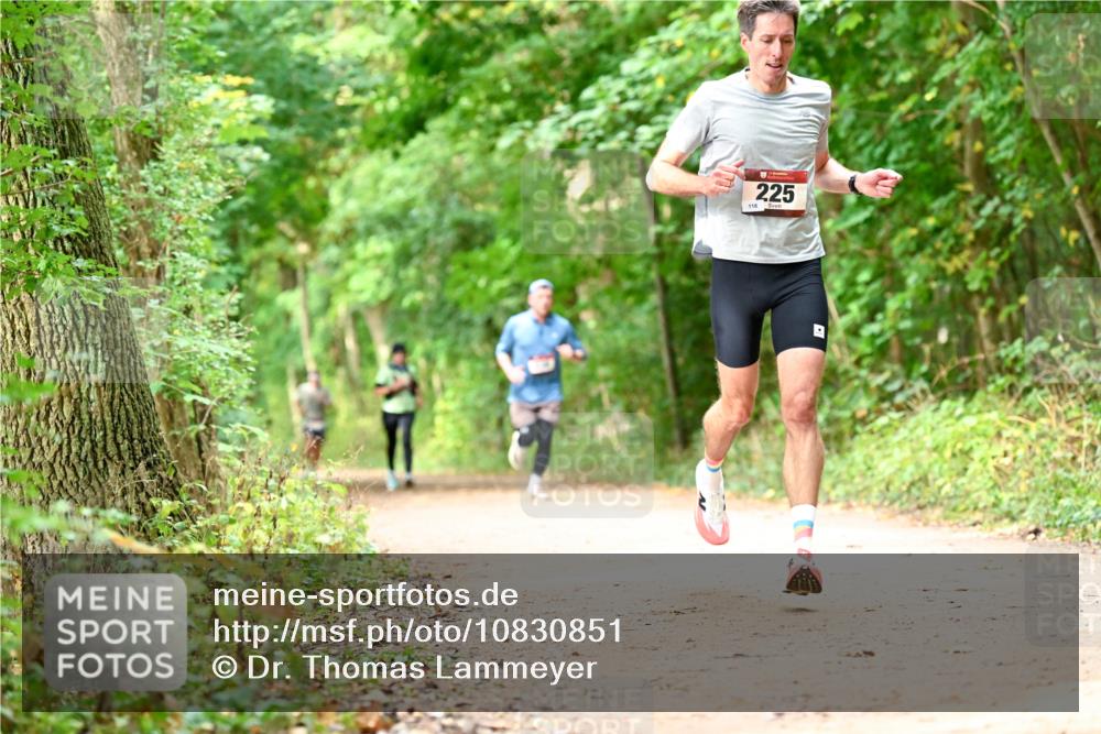 11.10.2026 - Bramfelder Halbmarathon 2026 Dr. Thomas Lammeyer http://msf.ph/oto/10830851 11.10.2026 11:14:37 Laufen 225, 118 meine-sportfotos.de