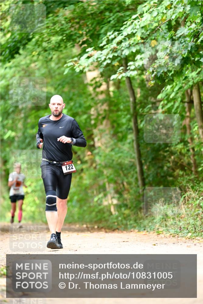 11.10.2026 - Bramfelder Halbmarathon 2026 Dr. Thomas Lammeyer http://msf.ph/oto/10831005 11.10.2026 11:15:05 Laufen 122 meine-sportfotos.de