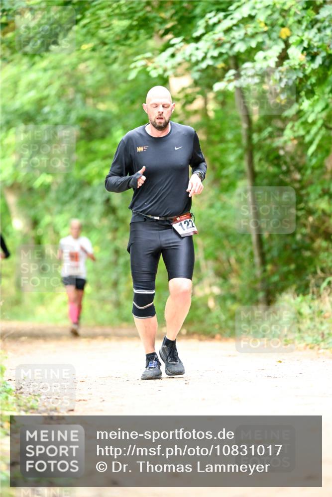 11.10.2026 - Bramfelder Halbmarathon 2026 Dr. Thomas Lammeyer http://msf.ph/oto/10831017 11.10.2026 11:15:06 Laufen 122 meine-sportfotos.de