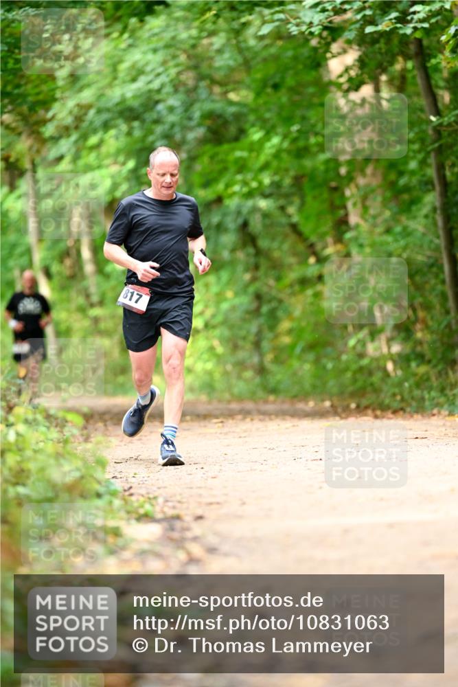 11.10.2026 - Bramfelder Halbmarathon 2026 Dr. Thomas Lammeyer http://msf.ph/oto/10831063 11.10.2026 11:15:16 Laufen 817 meine-sportfotos.de