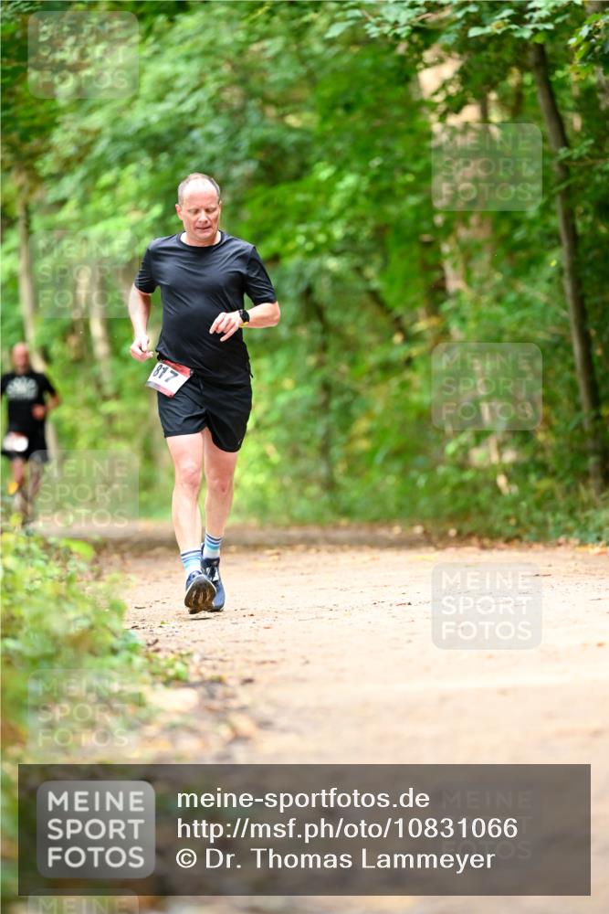 11.10.2026 - Bramfelder Halbmarathon 2026 Dr. Thomas Lammeyer http://msf.ph/oto/10831066 11.10.2026 11:15:17 Laufen 817 meine-sportfotos.de