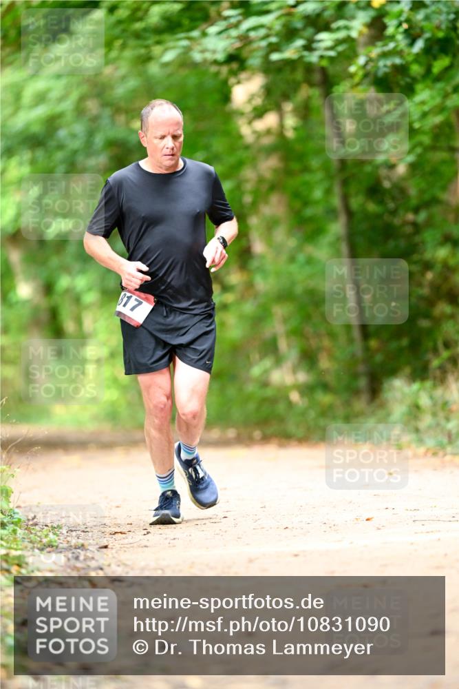 11.10.2026 - Bramfelder Halbmarathon 2026 Dr. Thomas Lammeyer http://msf.ph/oto/10831090 11.10.2026 11:15:18 Laufen 17 meine-sportfotos.de