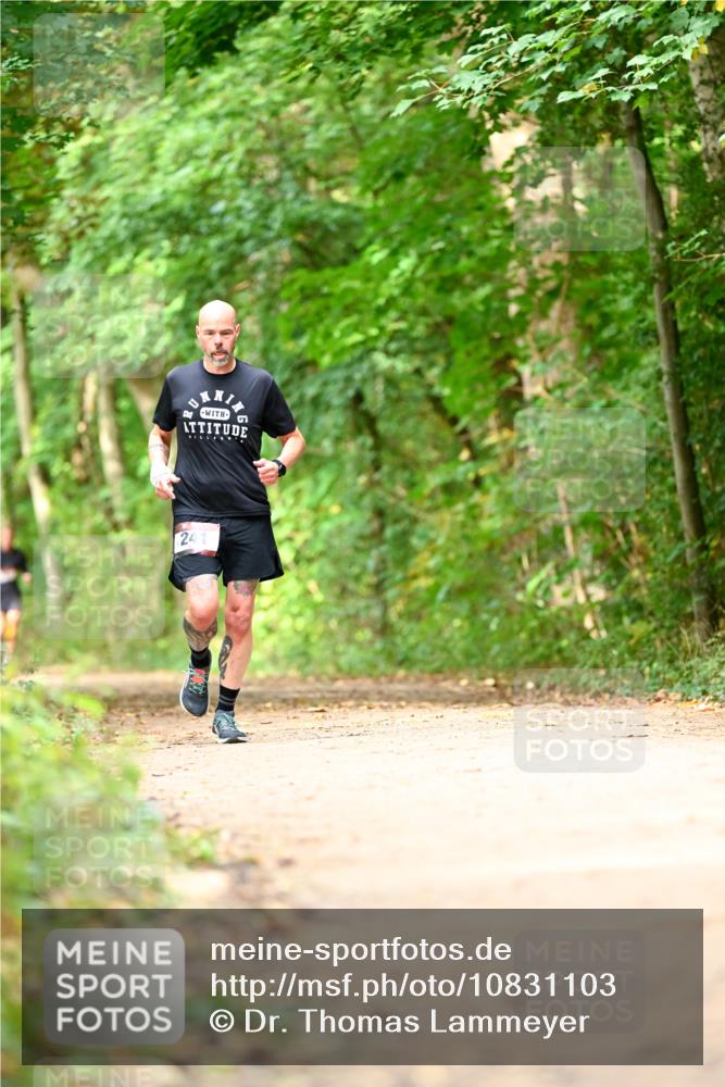 11.10.2026 - Bramfelder Halbmarathon 2026 Dr. Thomas Lammeyer http://msf.ph/oto/10831103 11.10.2026 11:15:24 Laufen 24 meine-sportfotos.de