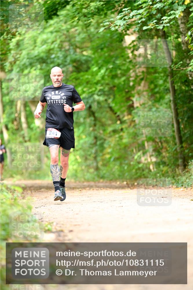 11.10.2026 - Bramfelder Halbmarathon 2026 Dr. Thomas Lammeyer http://msf.ph/oto/10831115 11.10.2026 11:15:24 Laufen 241 meine-sportfotos.de