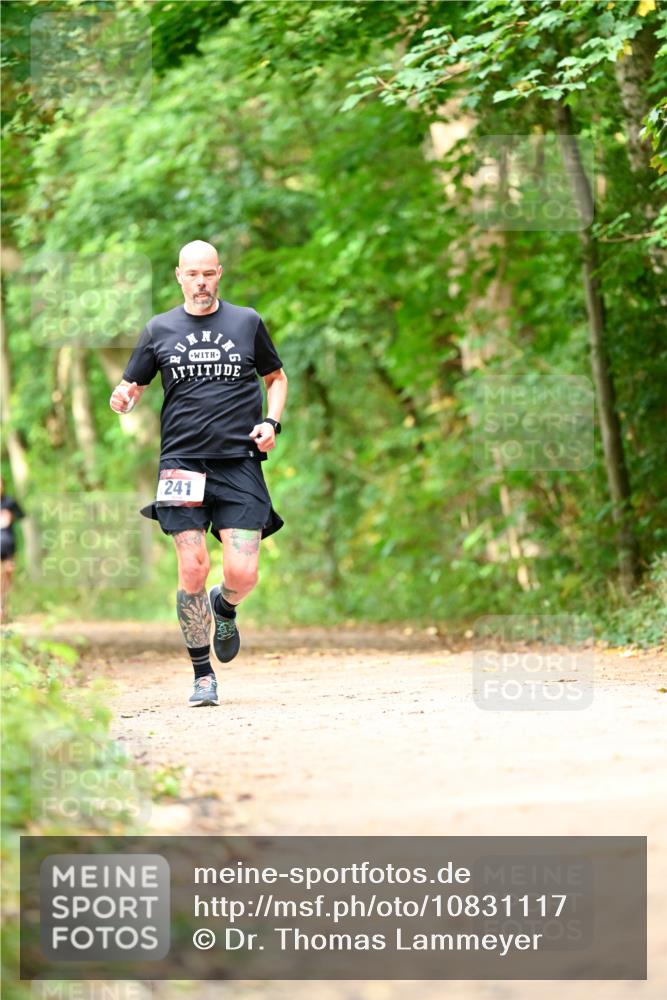 11.10.2026 - Bramfelder Halbmarathon 2026 Dr. Thomas Lammeyer http://msf.ph/oto/10831117 11.10.2026 11:15:25 Laufen 4, 241 meine-sportfotos.de