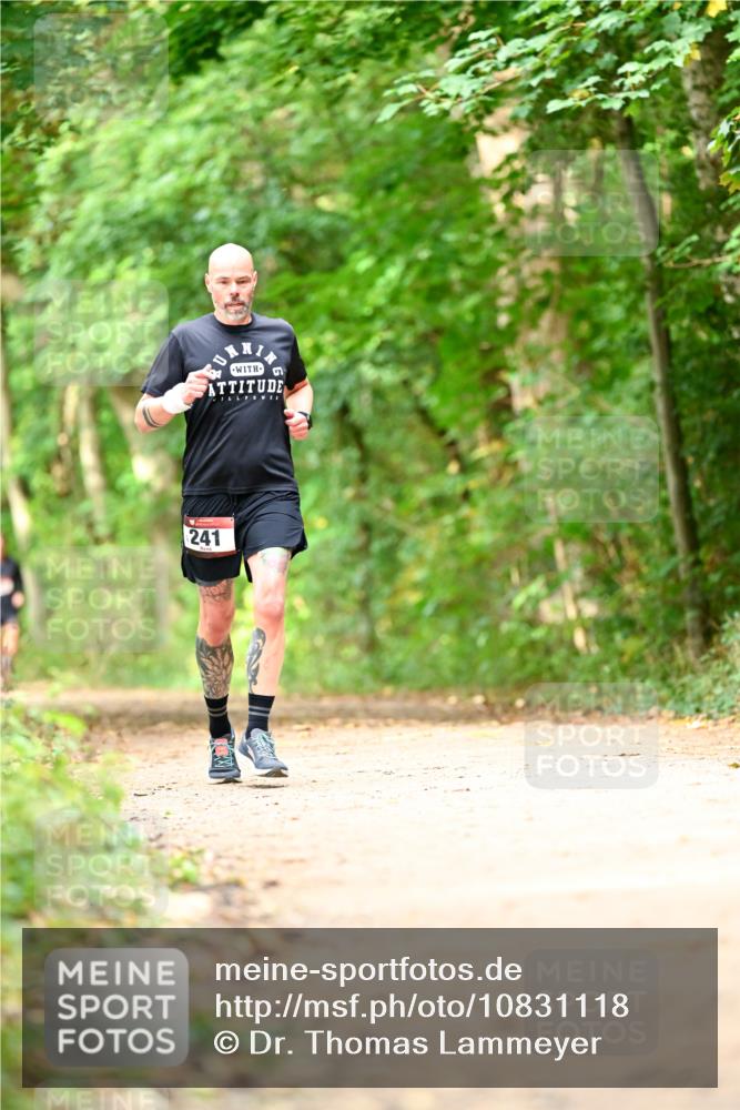 11.10.2026 - Bramfelder Halbmarathon 2026 Dr. Thomas Lammeyer http://msf.ph/oto/10831118 11.10.2026 11:15:25 Laufen 241 meine-sportfotos.de