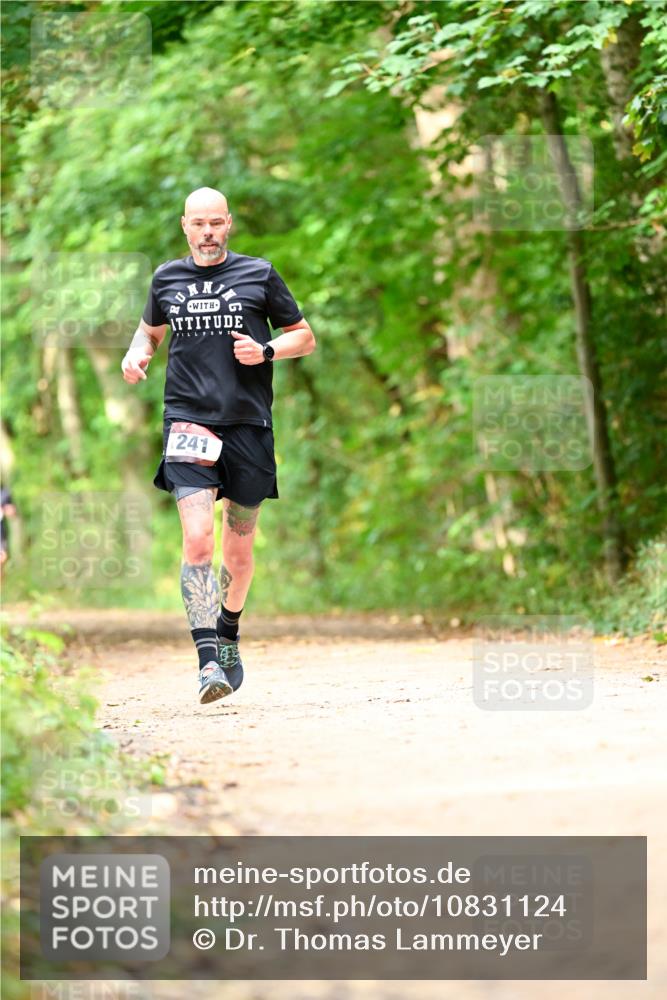 11.10.2026 - Bramfelder Halbmarathon 2026 Dr. Thomas Lammeyer http://msf.ph/oto/10831124 11.10.2026 11:15:25 Laufen 241 meine-sportfotos.de