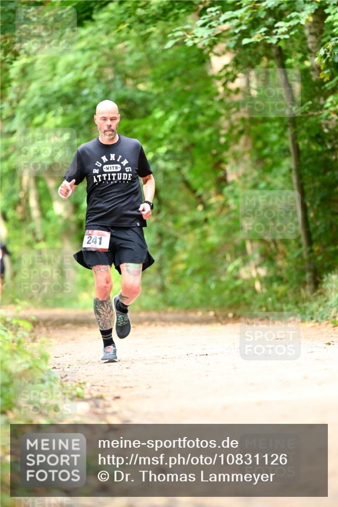 11.10.2026 - Bramfelder Halbmarathon 2026 Dr. Thomas Lammeyer http://msf.ph/oto/10831126 11.10.2026 11:15:25 Laufen 241 meine-sportfotos.de