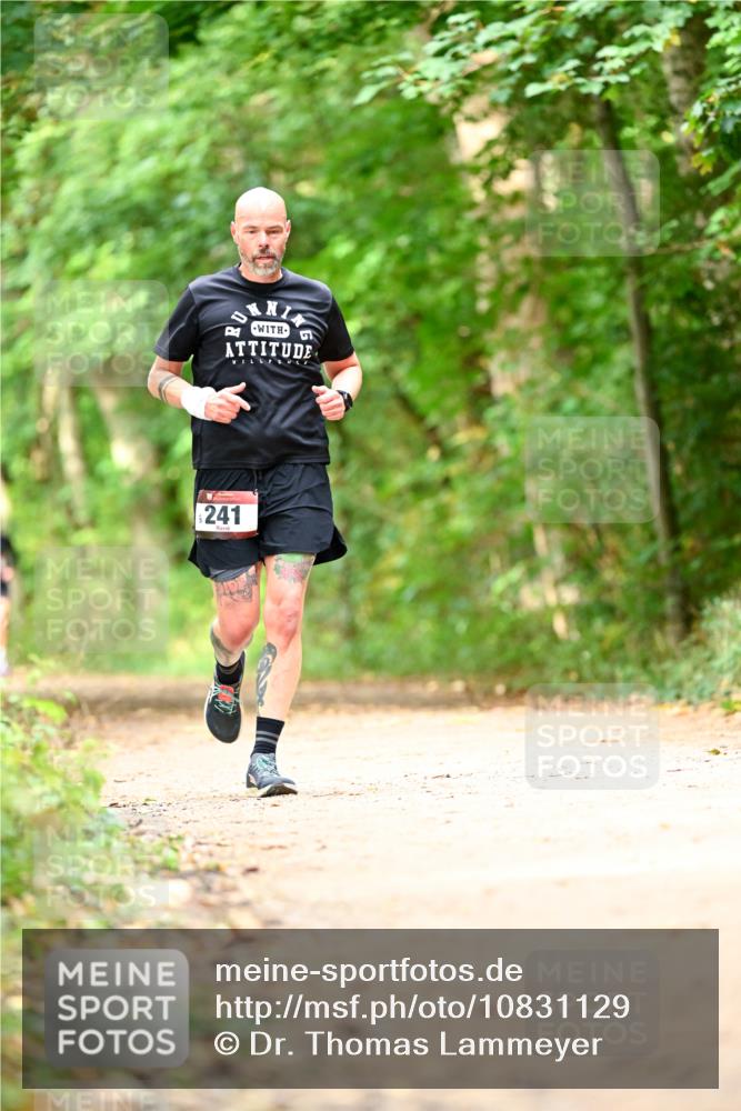11.10.2026 - Bramfelder Halbmarathon 2026 Dr. Thomas Lammeyer http://msf.ph/oto/10831129 11.10.2026 11:15:25 Laufen 4, 241 meine-sportfotos.de