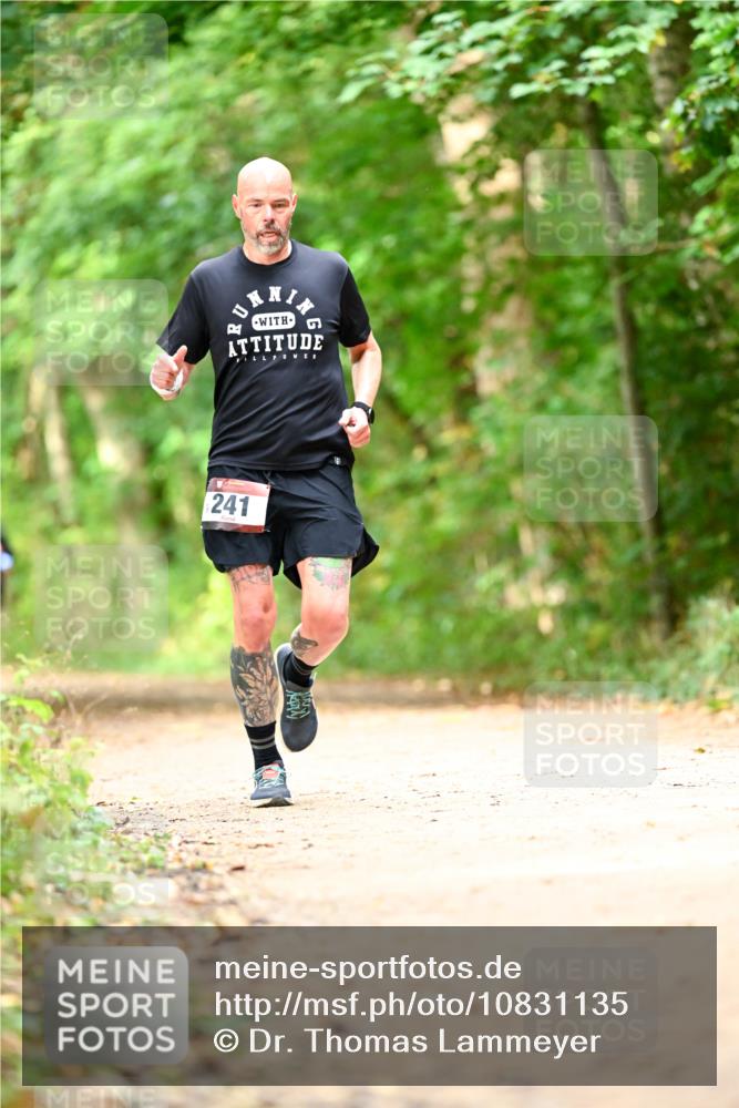11.10.2026 - Bramfelder Halbmarathon 2026 Dr. Thomas Lammeyer http://msf.ph/oto/10831135 11.10.2026 11:15:26 Laufen 241 meine-sportfotos.de