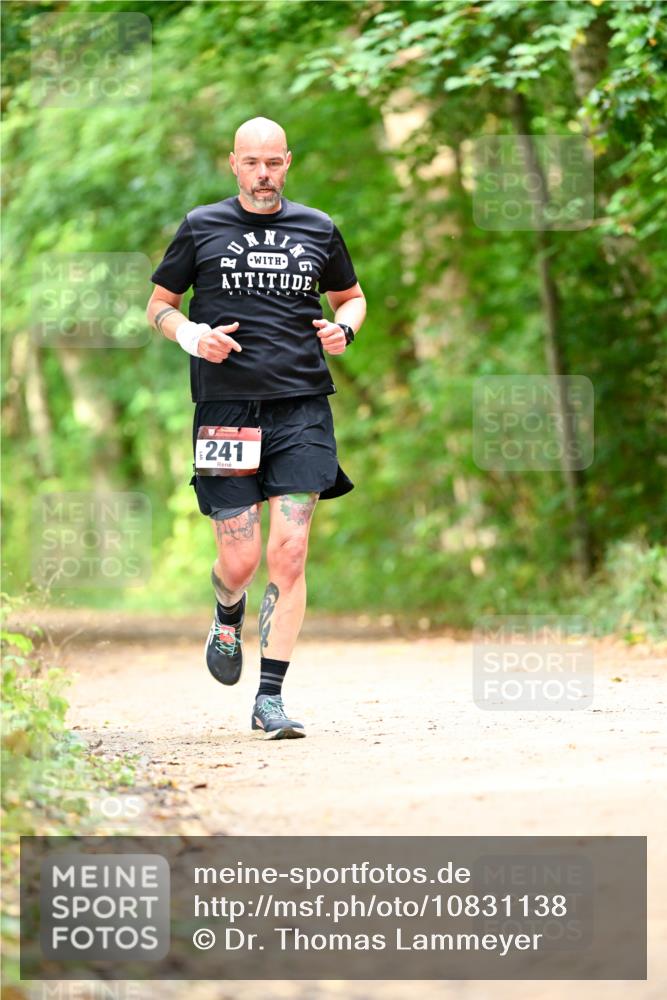 11.10.2026 - Bramfelder Halbmarathon 2026 Dr. Thomas Lammeyer http://msf.ph/oto/10831138 11.10.2026 11:15:26 Laufen 241 meine-sportfotos.de