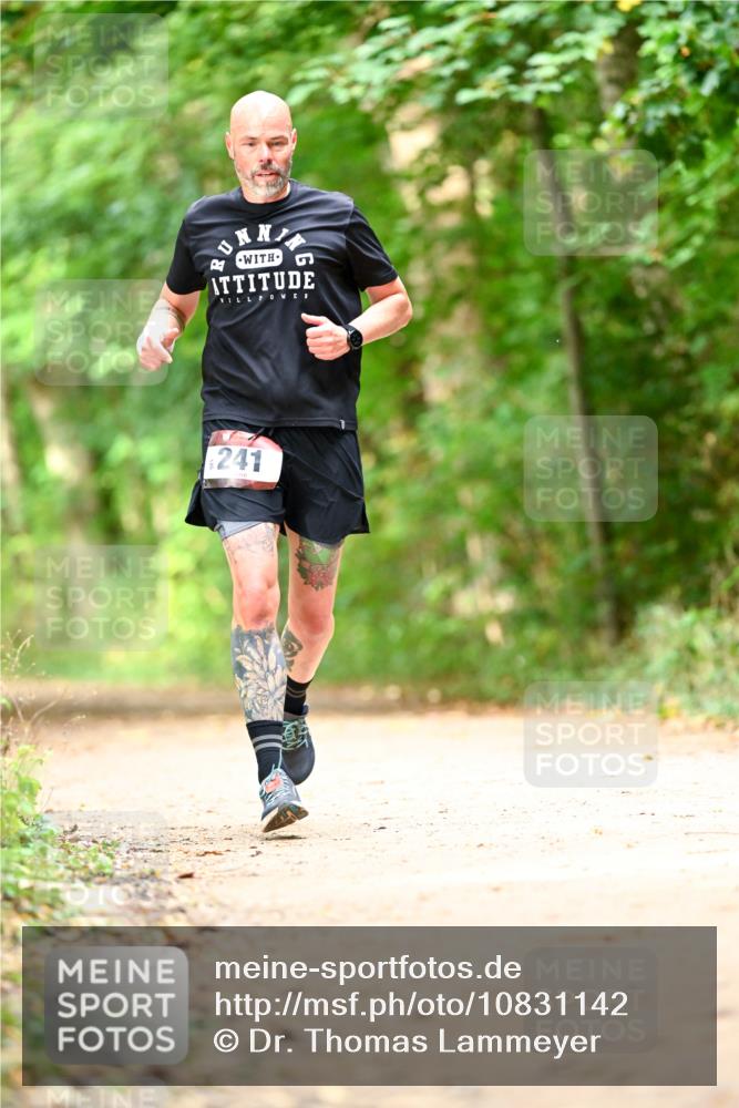 11.10.2026 - Bramfelder Halbmarathon 2026 Dr. Thomas Lammeyer http://msf.ph/oto/10831142 11.10.2026 11:15:26 Laufen 241 meine-sportfotos.de