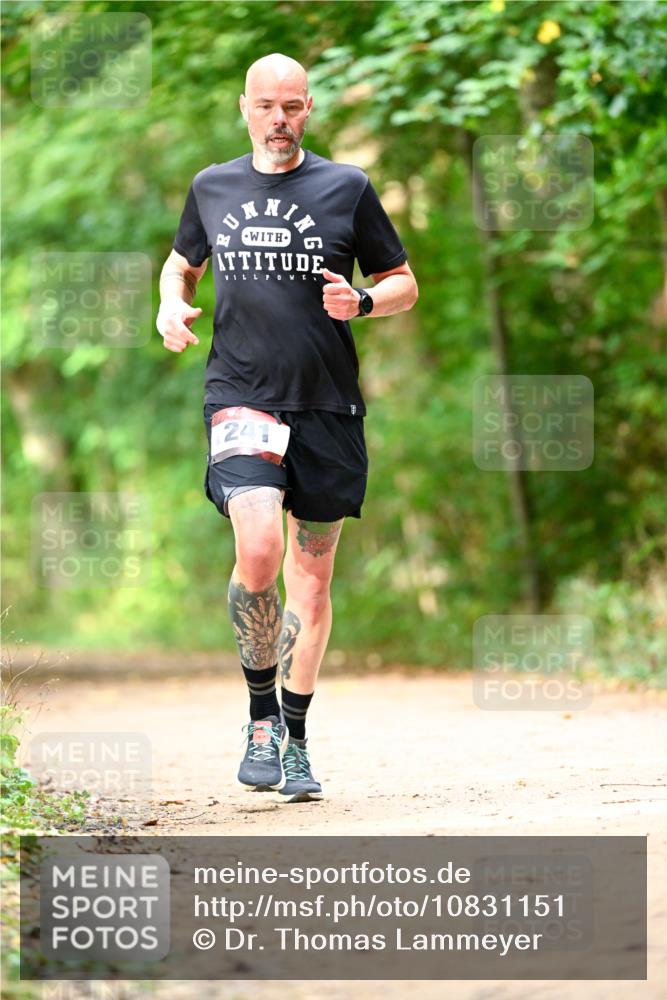 11.10.2026 - Bramfelder Halbmarathon 2026 Dr. Thomas Lammeyer http://msf.ph/oto/10831151 11.10.2026 11:15:27 Laufen 241 meine-sportfotos.de