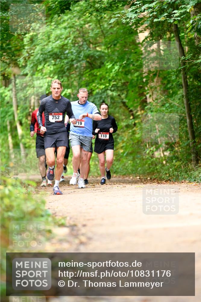 11.10.2026 - Bramfelder Halbmarathon 2026 Dr. Thomas Lammeyer http://msf.ph/oto/10831176 11.10.2026 11:15:37 Laufen 752, 719, 110 meine-sportfotos.de