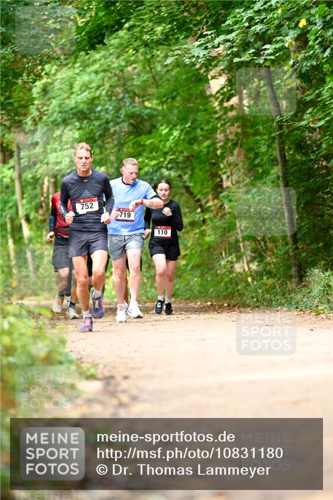 11.10.2026 - Bramfelder Halbmarathon 2026 Dr. Thomas Lammeyer http://msf.ph/oto/10831180 11.10.2026 11:15:37 Laufen 752, 719, 110 meine-sportfotos.de