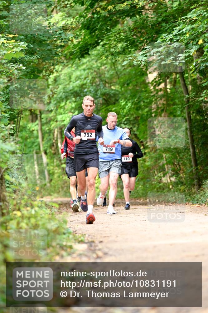 11.10.2026 - Bramfelder Halbmarathon 2026 Dr. Thomas Lammeyer http://msf.ph/oto/10831191 11.10.2026 11:15:38 Laufen 752, 719, 110 meine-sportfotos.de