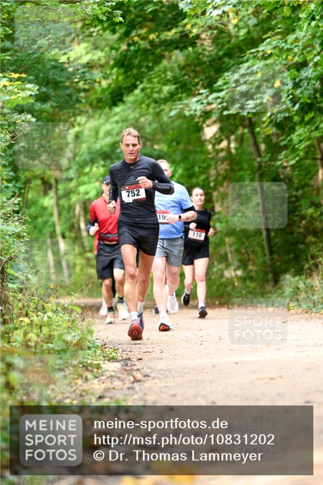 11.10.2026 - Bramfelder Halbmarathon 2026 Dr. Thomas Lammeyer http://msf.ph/oto/10831202 11.10.2026 11:15:39 Laufen 752, 19, 110 meine-sportfotos.de