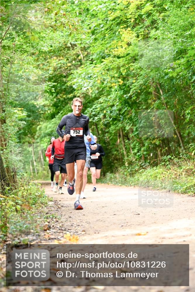 11.10.2026 - Bramfelder Halbmarathon 2026 Dr. Thomas Lammeyer http://msf.ph/oto/10831226 11.10.2026 11:15:41 Laufen 752, 110 meine-sportfotos.de