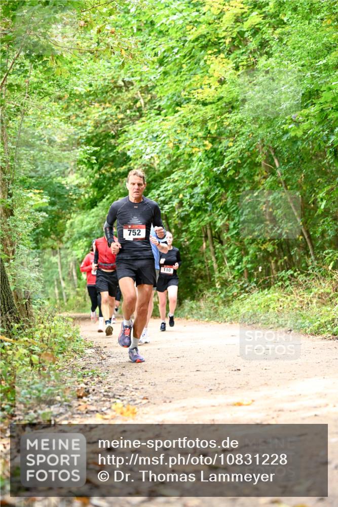 11.10.2026 - Bramfelder Halbmarathon 2026 Dr. Thomas Lammeyer http://msf.ph/oto/10831228 11.10.2026 11:15:41 Laufen 752, 110 meine-sportfotos.de