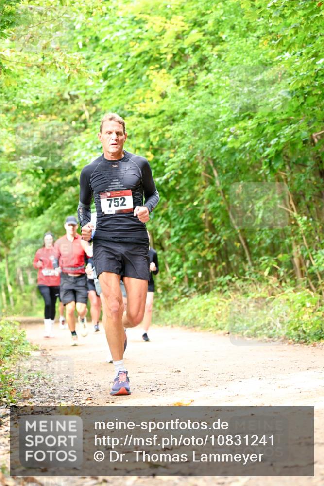 11.10.2026 - Bramfelder Halbmarathon 2026 Dr. Thomas Lammeyer http://msf.ph/oto/10831241 11.10.2026 11:15:42 Laufen 752 meine-sportfotos.de