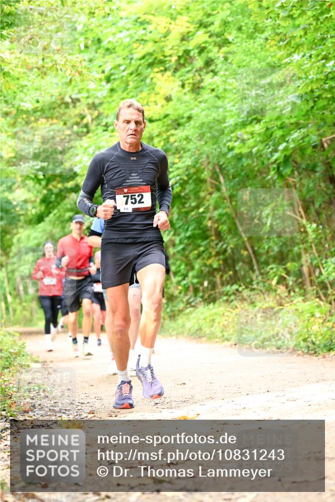 11.10.2026 - Bramfelder Halbmarathon 2026 Dr. Thomas Lammeyer http://msf.ph/oto/10831243 11.10.2026 11:15:42 Laufen 752, 316 meine-sportfotos.de