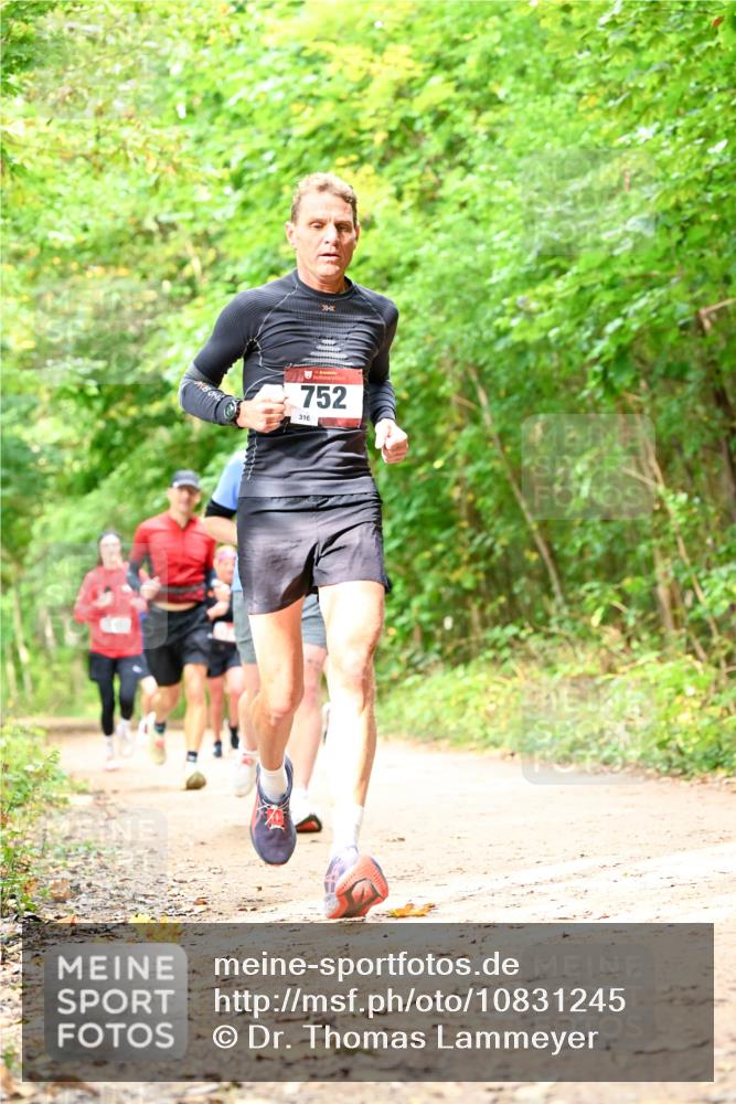 11.10.2026 - Bramfelder Halbmarathon 2026 Dr. Thomas Lammeyer http://msf.ph/oto/10831245 11.10.2026 11:15:43 Laufen 752, 316 meine-sportfotos.de