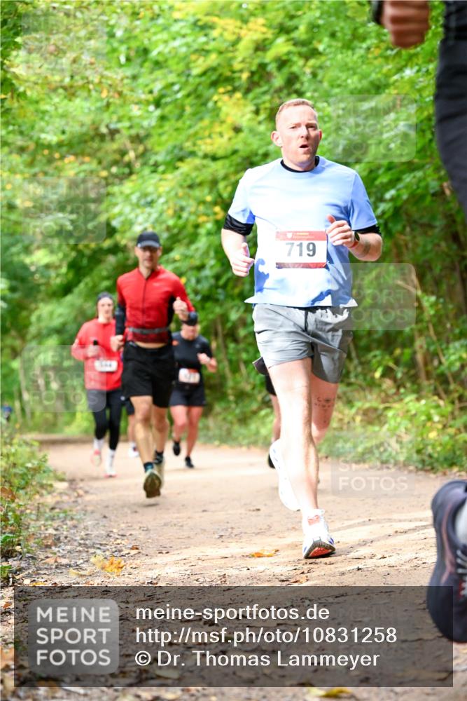 11.10.2026 - Bramfelder Halbmarathon 2026 Dr. Thomas Lammeyer http://msf.ph/oto/10831258 11.10.2026 11:15:44 Laufen 719 meine-sportfotos.de