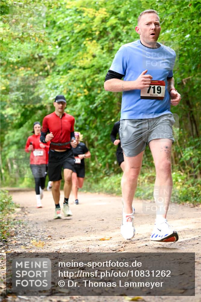 11.10.2026 - Bramfelder Halbmarathon 2026 Dr. Thomas Lammeyer http://msf.ph/oto/10831262 11.10.2026 11:15:44 Laufen 719 meine-sportfotos.de